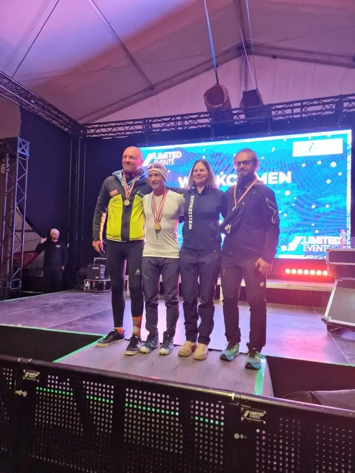 Für ihre Leistungen bekamen die beiden Sportler eine Medaille