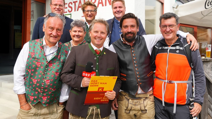 Erste Reihe: Wolfgang Hinteregger, Gugi Spielbüchler, Klaus Tschaitschmann, Christoph Hochmayer  und Seppi Rukavina; zweite Reihe: Anton Aschbacher, Patrick Lengdorfer, Gerfried Steiner