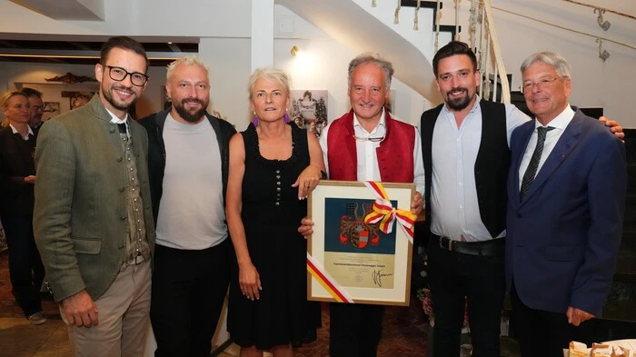 Sebastian Schuschnig, Andreas Hofmayer, Isolde und Wolfgang Hinteregger, Christoph Hochmayer und Peter Kaiser