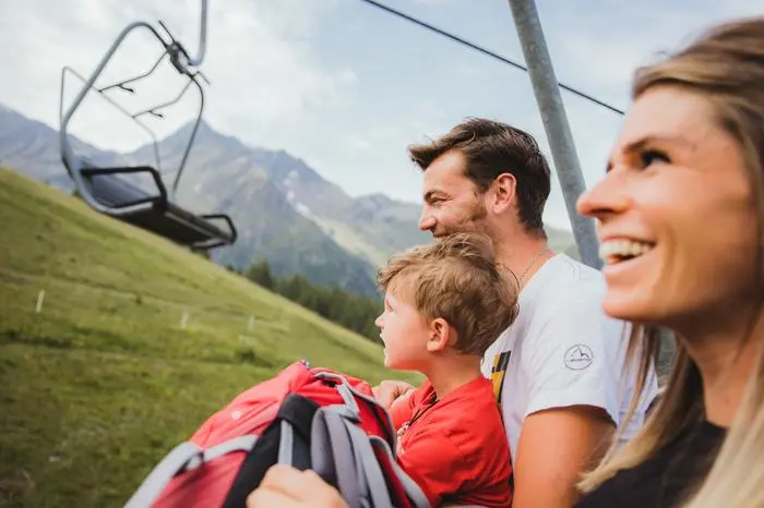 Der Sessellift Ochsenlacke bringt Besucher auf die Mooseralm