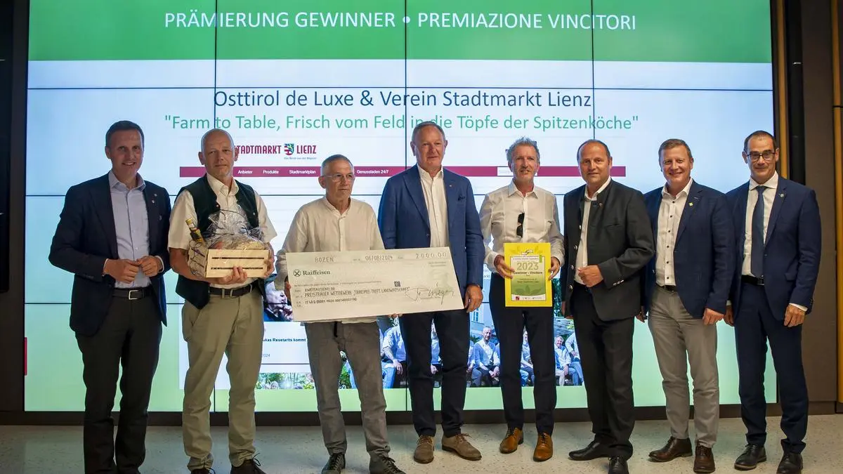 Luis Walcher, Berno Mühlburger, Hanspeter Sandler, Manfred Pinzger, Oskar Januschke, Josef Geisler, Daniel Gasser und Alfred Aberer