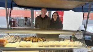 Immer donnerstags bieten Heinz und Claudia Mitterschaider ihre Produkte am Wochenmarkt in Spittal an