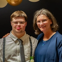 Pia Schlichenmaier mit ihrem Sohn Jonas bei einer Gala