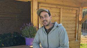 Daniel Mazi betreibt seit 2007 Garten- und Landschaftspflege