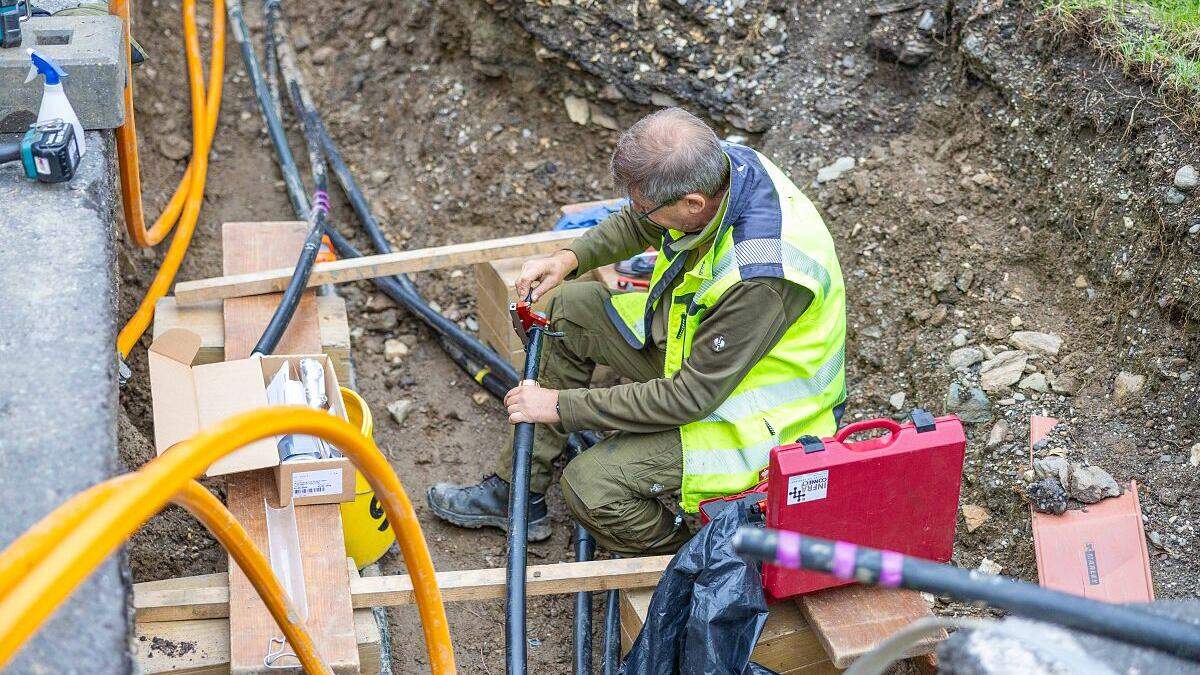 Kärnten Netz baut im Zuge der Arbeiten von Kelag-Connect das Stromnetz in Kleblach-Lind aus