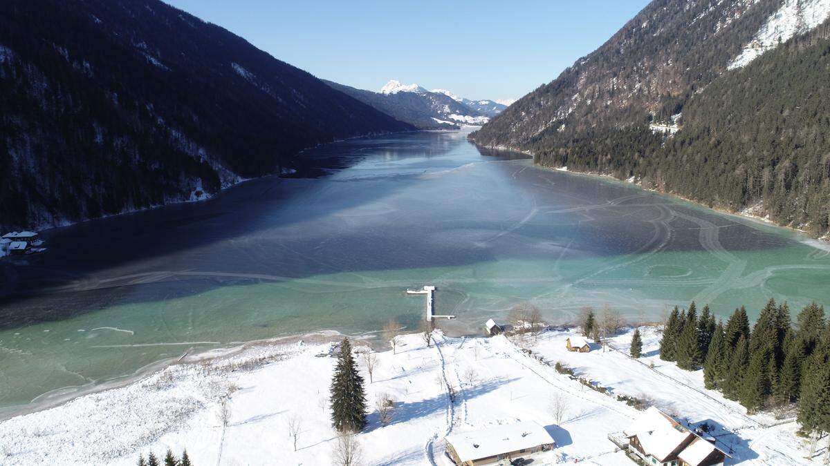 Das Ostufer des Weißensees wird ab 2. Februar teilweise zum Eislaufen freigegeben