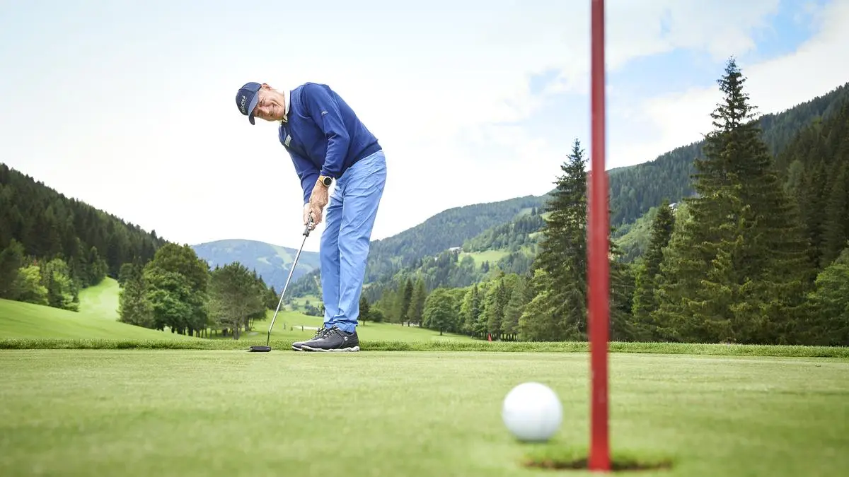 Franz Klammer geht seinem Hobby nach