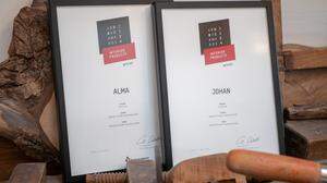Für die Produkte „Johan“ und „Alma“ erhielt die Möbelmanufaktur Forcher zwei Preise