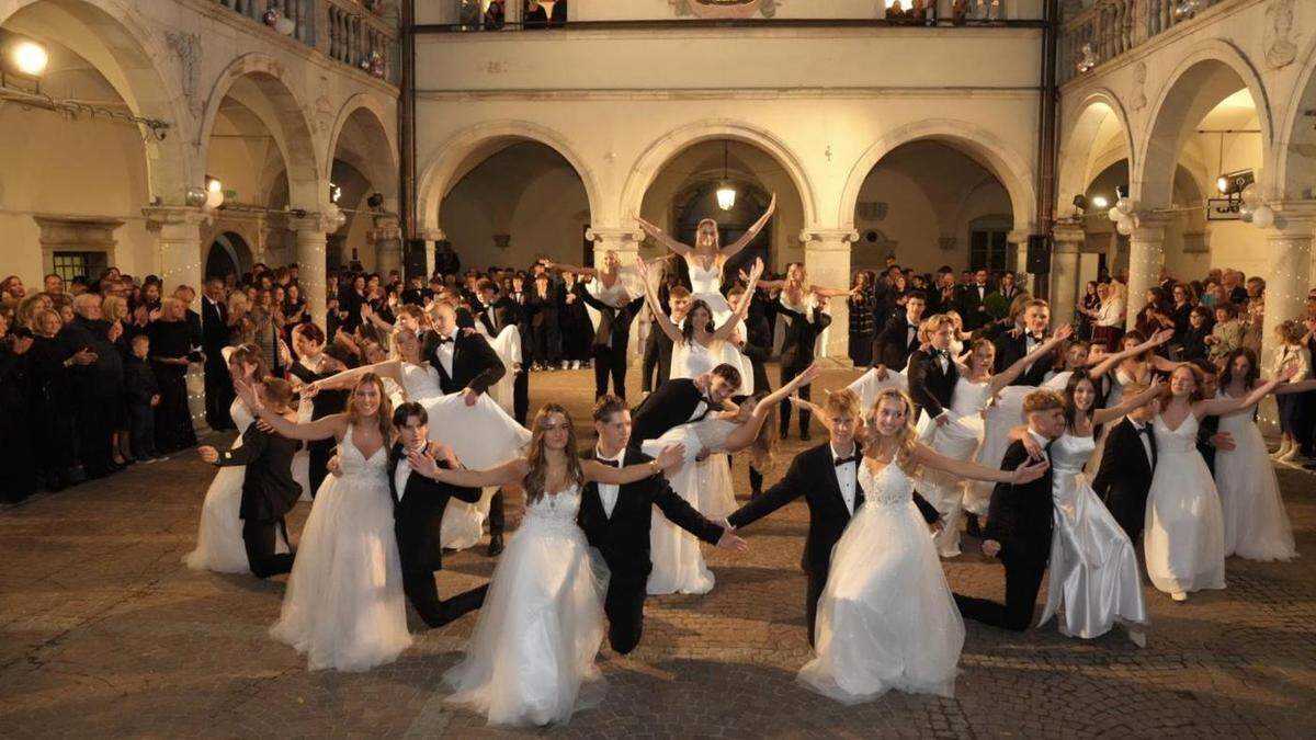 Der Maturaball des Porcia Gymnasiums in Spittal Anfang Oktober