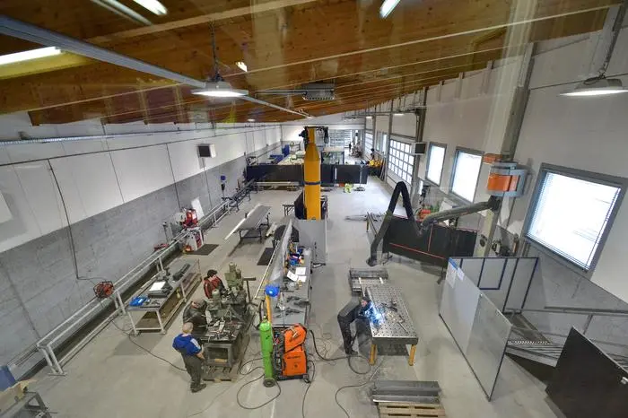 Die Produktionshalle im Mölltal