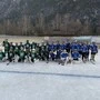 Eishockeyspieler auf einer Eisfläche | Die jungen Talente freuen sich auf die bevorstehende Wintersaison