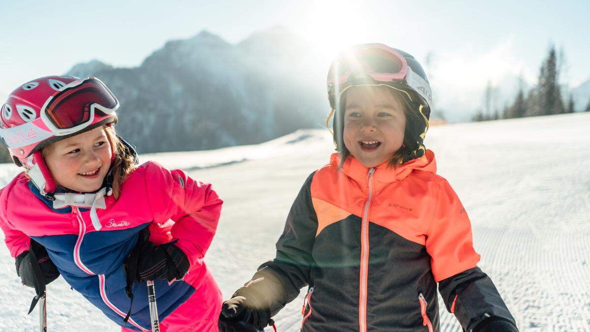 Oberkärntens Skigebiete locken mit tollem Kinderprogramm