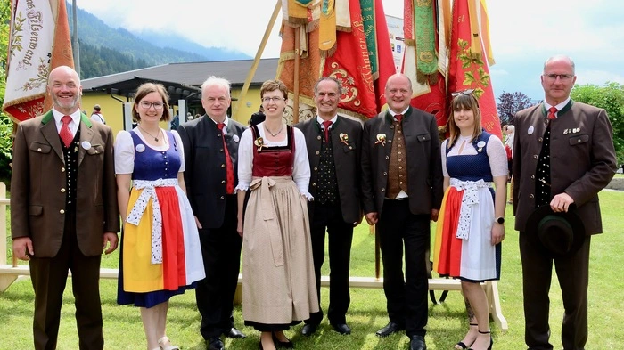 Isabel Berger, Hans Waldner, Obfrau Andrea Eder, Chorleiter Gerald Waldner, Martina Gratzer und Gernot Berger