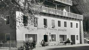 Das ****Hotel „Alpe Adria“ (früher „Seewirt“) in den frühen Sechzigerjahren