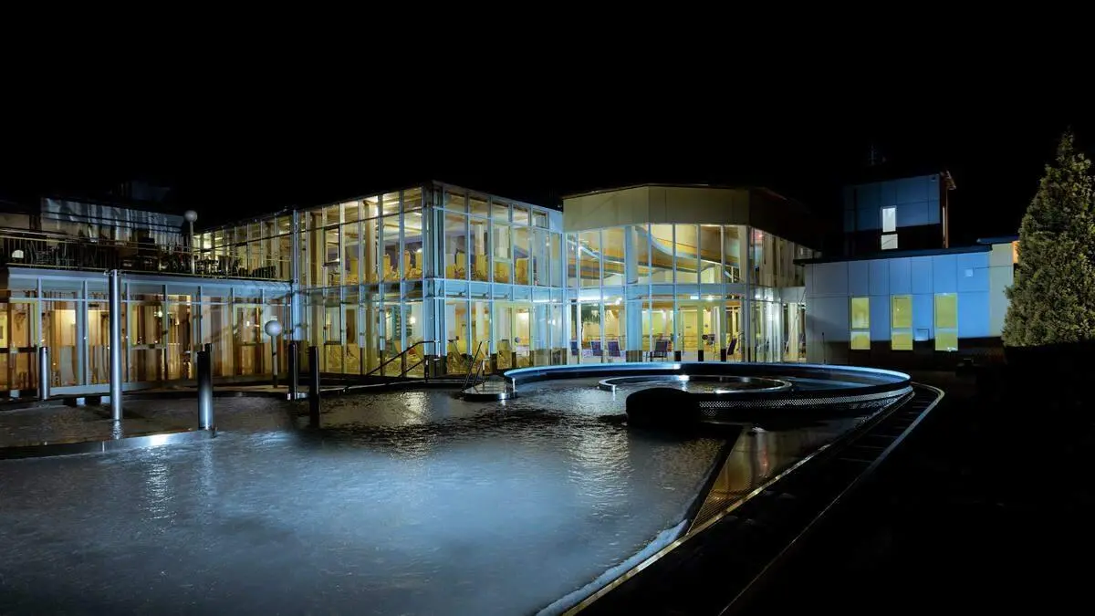 Das Hallenbad Aquarena ist über 50 Jahre alt und muss dringend saniert werden