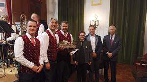 Florian Egger, Stefan und Robert Hofer, Rosemarie Drießler, Norbert Santner und Rudi Egger