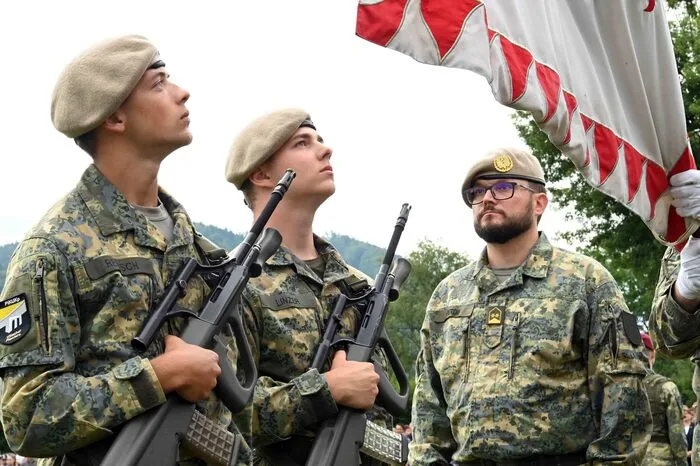 Österreichisches Bundesheer, feierliche Angelobung von 350 Rekruten aus ganz Kärnten in der Marktgemeinde Brückl