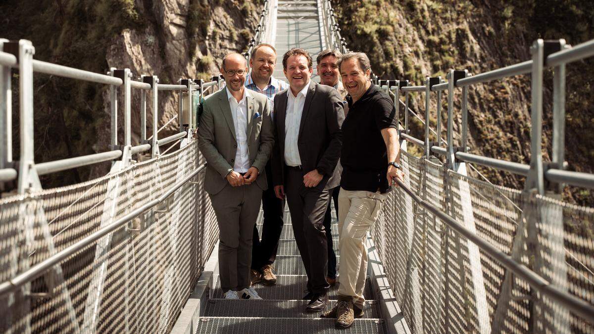 Landmark Hängebrücke: Mario Gerber, Gottfried Islitzer, René Zumtobel, Dietmar Ruggenthaler und Franz Theurl