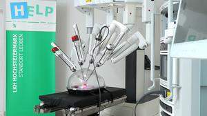 „Da Vinci Roboter“ werden eingesetzt für assistiertes Operieren 