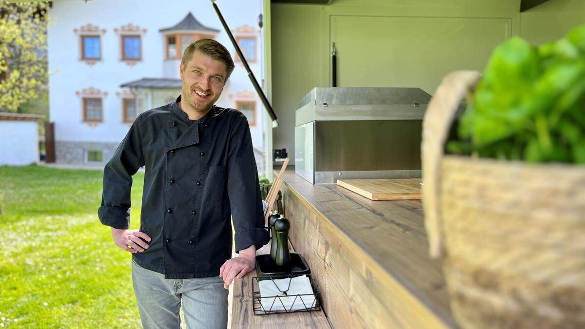 Fabio Kofler mit seinem Foodtruck ist unter den besten Zehn in Tirol 