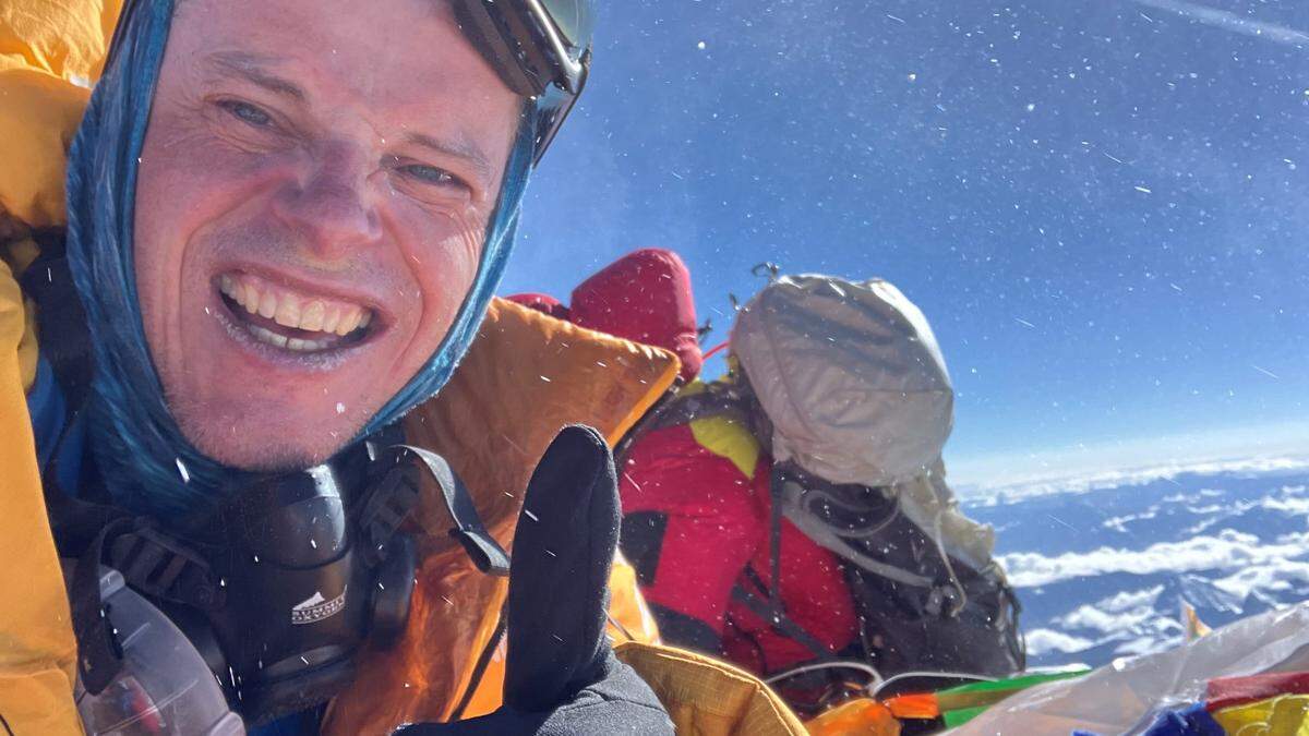 Glücklich auf 8.848 Metern: Michael Ladstätter auf dem Gipfel des Mount Everest