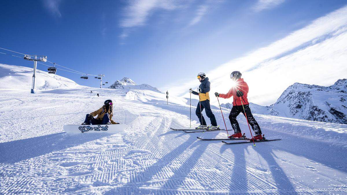 In den Schultz-Skigebieten, im Bild St. Jakob, arbeitet man an brauchbaren Pisten 