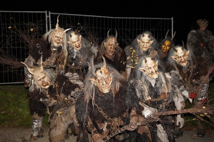 Schaurig schöne Teufelsgruppe