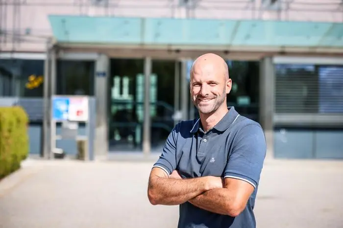 Quereinsteiger Florian Peycha ist ab Montag als Mathematik-Lehrer am Bachmann Gymnasium tätig