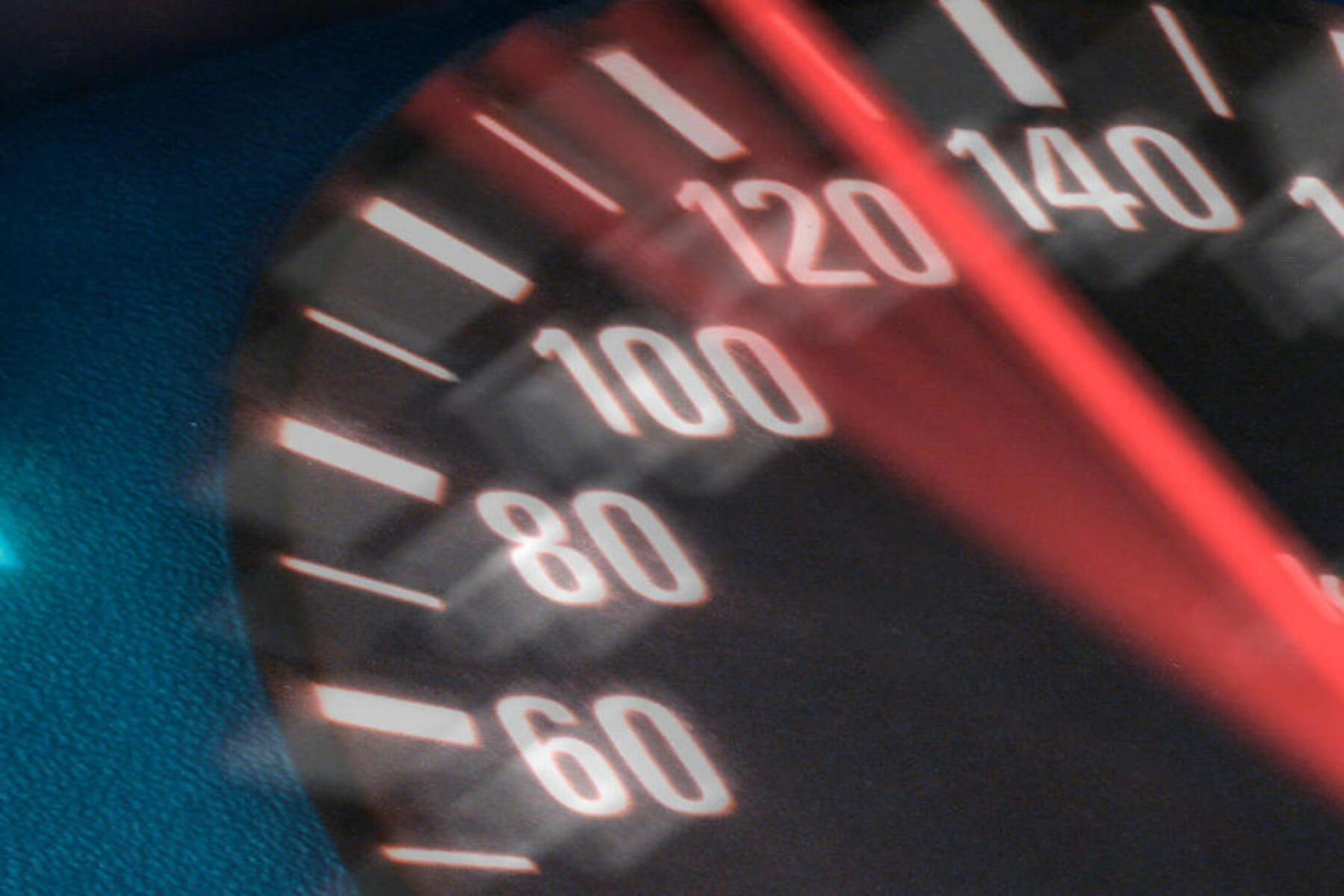 Mit 214 km/h über die A2 bei Hartberg: Luxus-Sportwagen beschlagnahmt