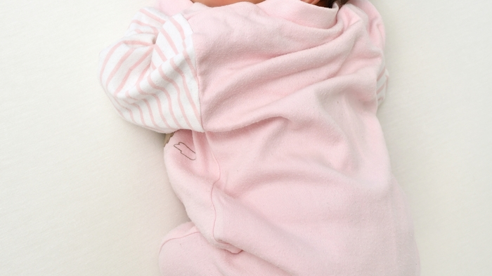 Jessica und Günther Huber sind am 15. Oktober Eltern geworden. Ihre Tochter Ella Sofie (3390 g und 50 cm) wurde geboren. Mit den Eltern freuen sich die großen Brüder Roman (5) und
Andreas (2). Aufwachsen und ihre ersten Schritte machen wird Ella Sofie auf dem Familienbauernhof in Gnesau.