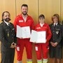 Präsident Martin Pirz (links), Vizepräsidentin Brigitte Pekastnig (Zweite von rechts), Bezirksstellenleiter Herbert Sager (rechts) mit Dominik Leitner und Margit Sonvilla, die zum Sanitätsmeister befördert wurden