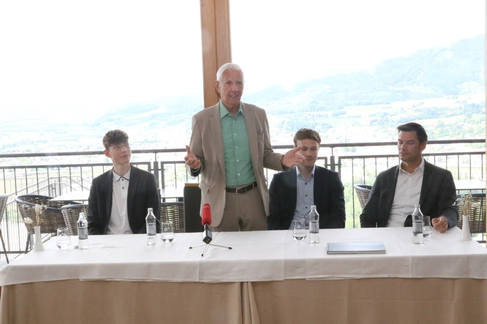 Alfred Riedl lud anlässlich des 50-Jahr-Jubiläums von Jacques Lemans zu einer Pressekonferenz
