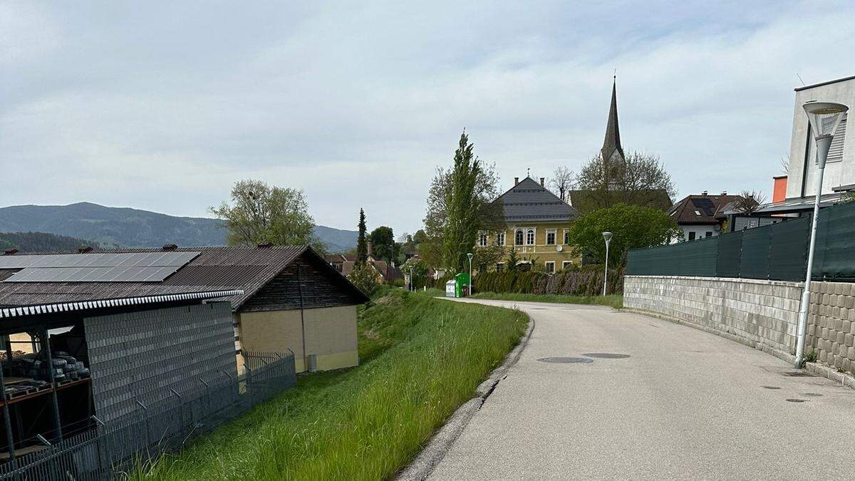 Der Pflugerner Weg in St. Donat gehört jetzt zur 30er-Zone