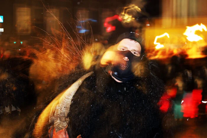 Im Anschluss an dem Umzug gab es eine Krampusparty vom SSV-Sportschützenverein Feldkirchen unter ihrem Obmann Raphael Adler.