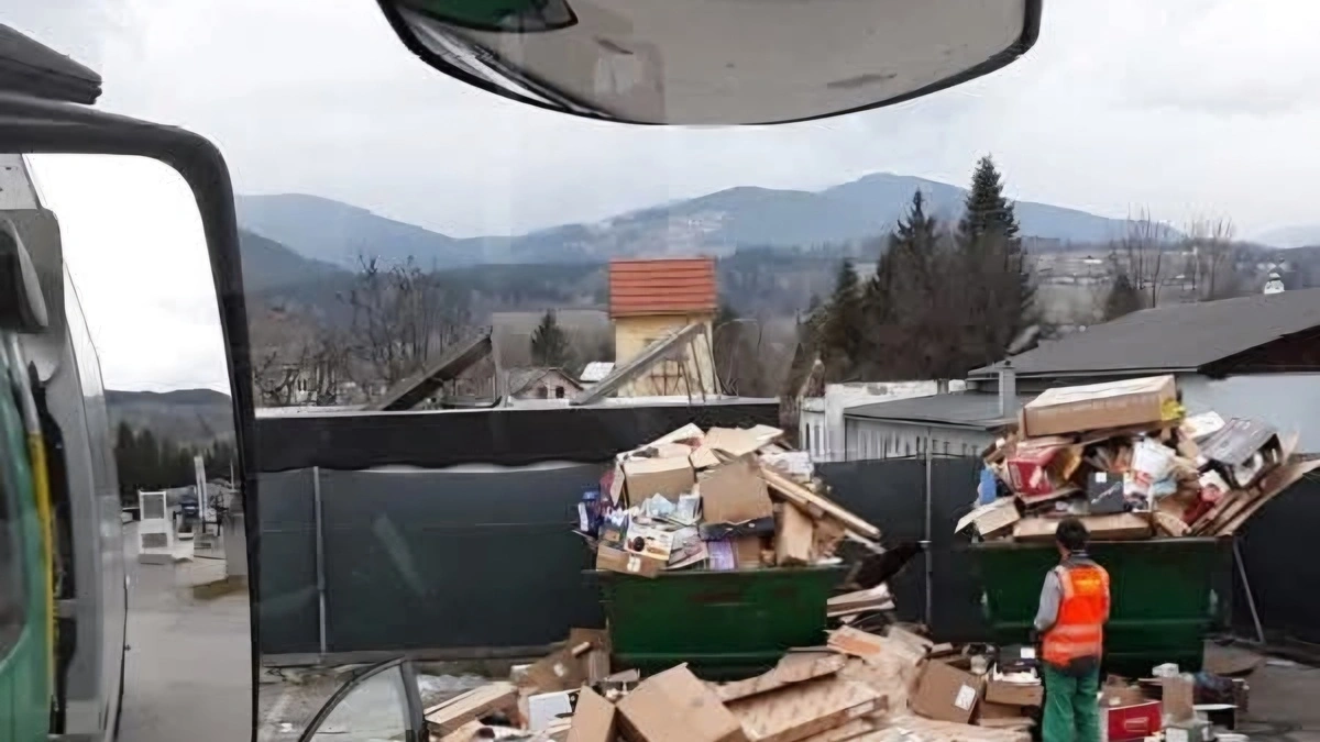 Ein Bild auf Facebook, das die Stadt postete, mit dem Appell zur achtsameren Entsorgung