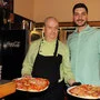 Pizzakoch Giovanni Salis aus Sardinien und Gurri Ruba aus Pula, Istrien