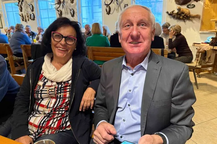 Gerhild Prugger, die Tochter des Gründers organisierte am Freitag beim Lindenwirt in Kappel am Krappfeld ein Chortreffen für ehemalige Mitglieder. Und die kamen zu Dutzenden, um gemeinsam zu singen, Anekdoten aufzufrischen, in Erinnerungen zu schwelgen.