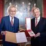 Bundespräsident Alexander Van der Bellen zeichnete Landeshauptmann Peter Kaiser aus
