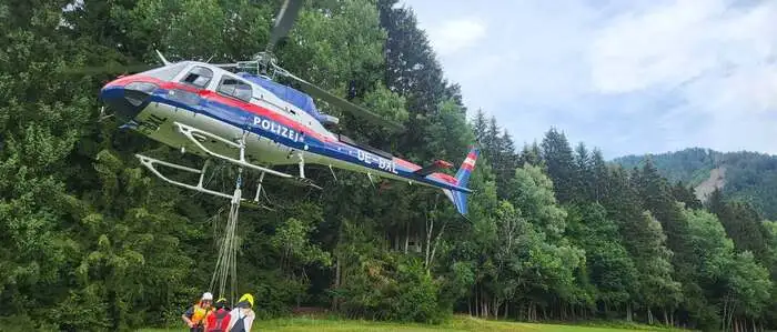 Großeinsatz von Feuerwehren und Polizeihubschrauber