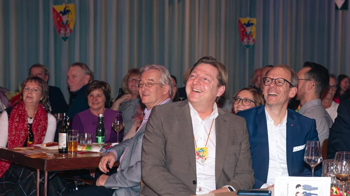 Mit dabei waren neben Villachs Bürgermeister Günther Albel (SPÖ) und Andreas Sucher (Landesgeschäftsführer der SPÖ Kärnten) auch zahlreiche Vertreter der Villacher Stadtpolitik.