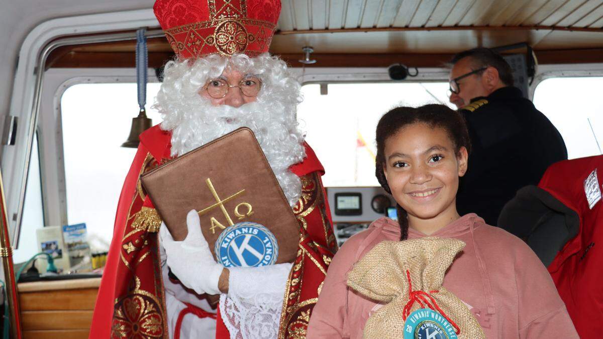 An die 40 Kinder waren bei der Schifffahrt dabei