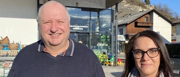 Rudi Verhounig und Sabine Tragbauer | Adeg-Kaufmann Rudi Verhounig und seine Geschäftsführerin Sabine Tragbauer luden zur Zehnjahresfeier