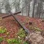 Das beschädigte Gipfelkreuz