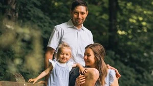 Gudrun und Jakob Glawischnig mit Tochter Valentina (2)