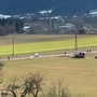 Ein erstes Foto von der Unfallstelle in der Gemeinde Lendorf