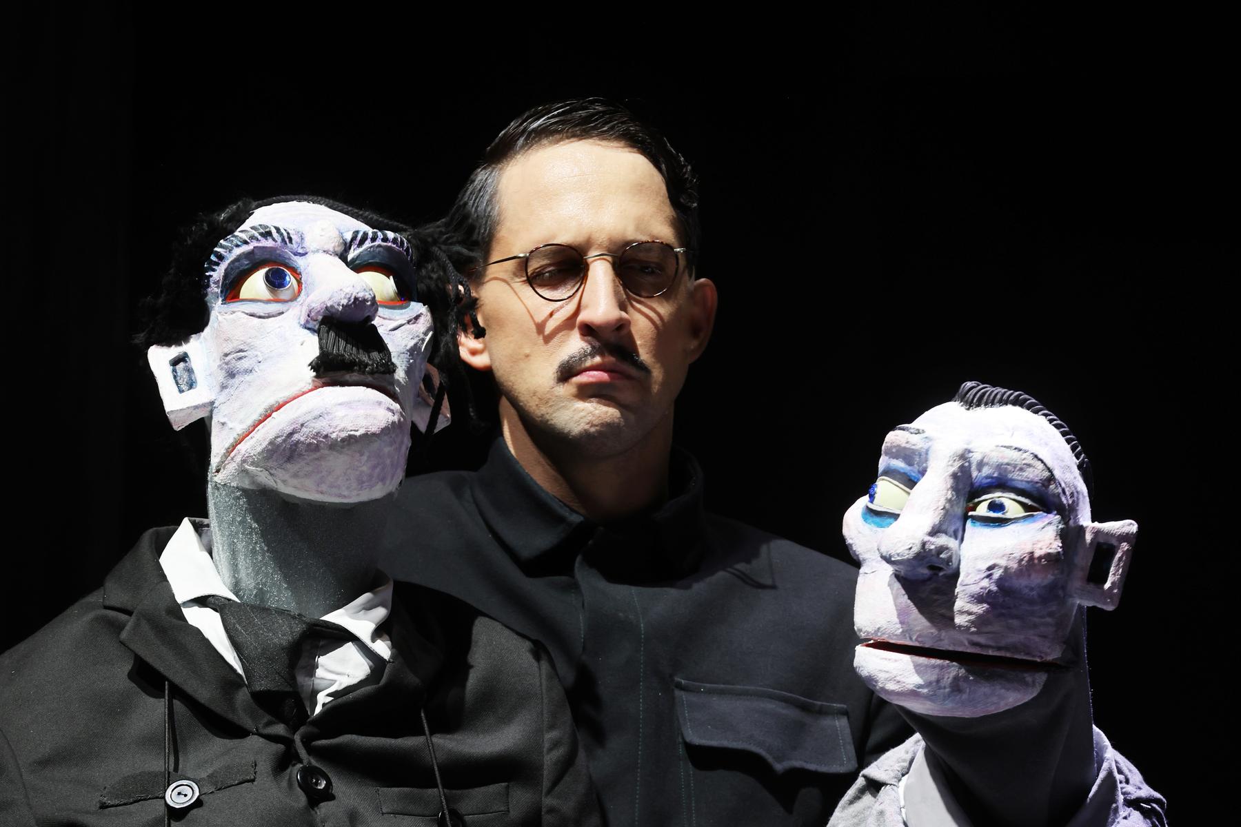 Theater in der Josefstadt Wien: „Schicklgruber“: Im Jammertal hinter vier Meter Beton