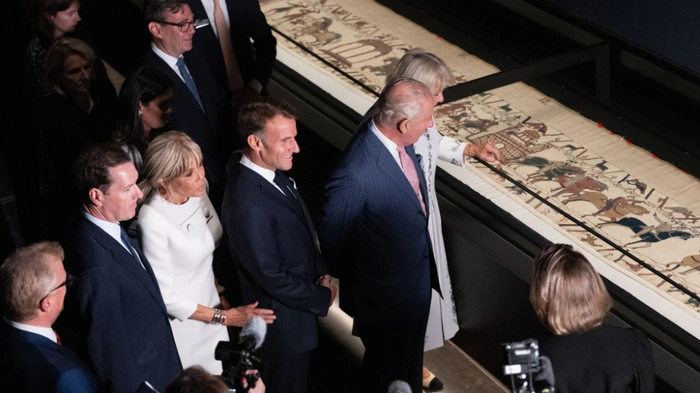 Allerhöchste Bewunderung für den Teppich von Bayeux