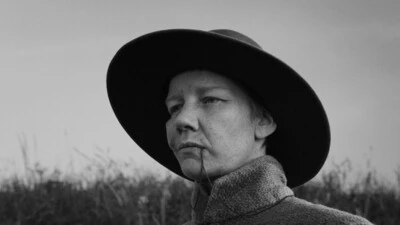 Sandra Hüller in der Hauptrolle von „Rose“