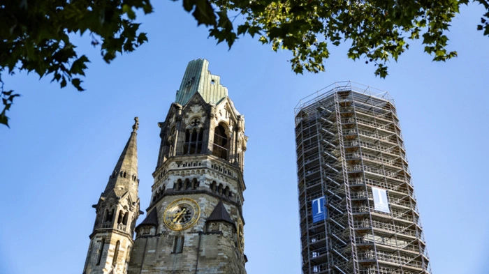 Die Gedächtnis-Kirche im Zentrum von Berlin