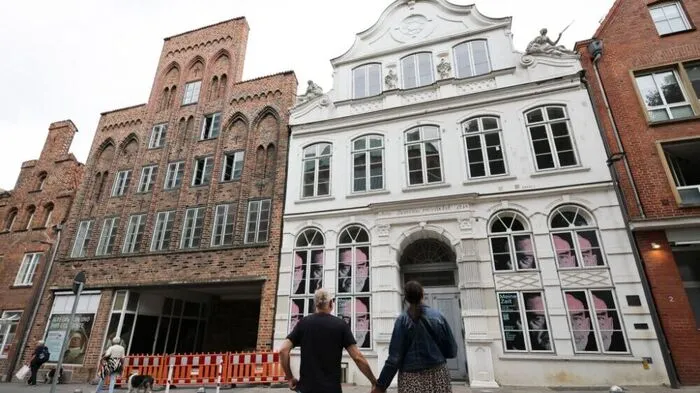 Das geschlossene Buddenbrookhaus in Lübeck